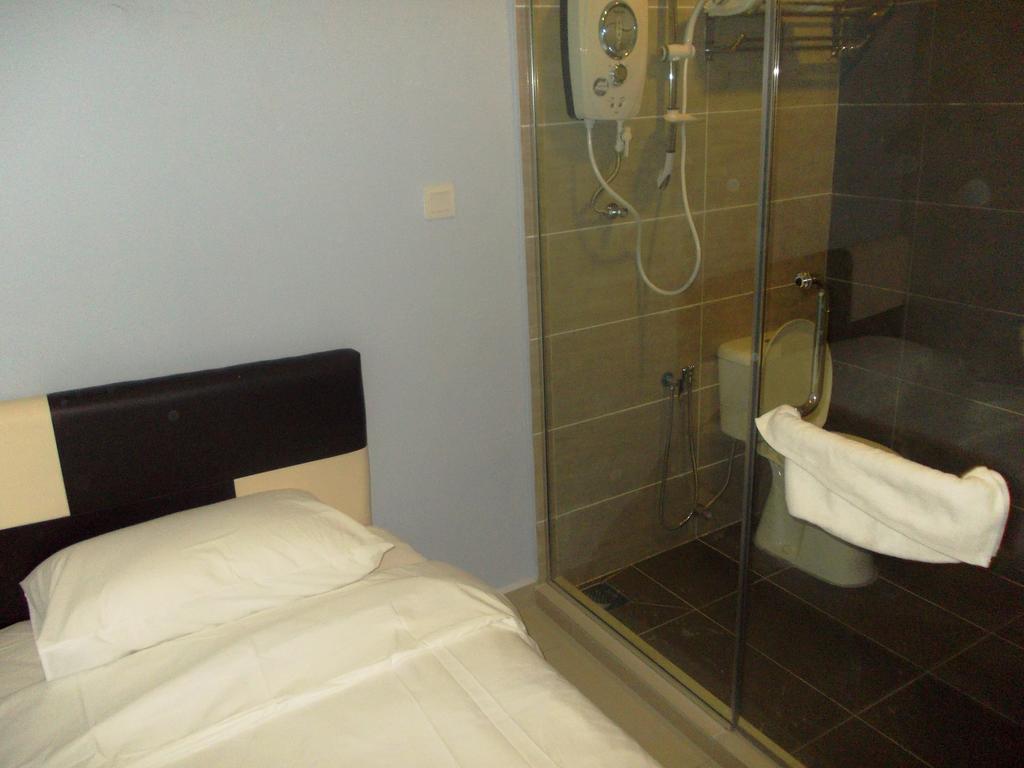 Dream Inn Hotel Bandar Mahkota Cheras Room photo