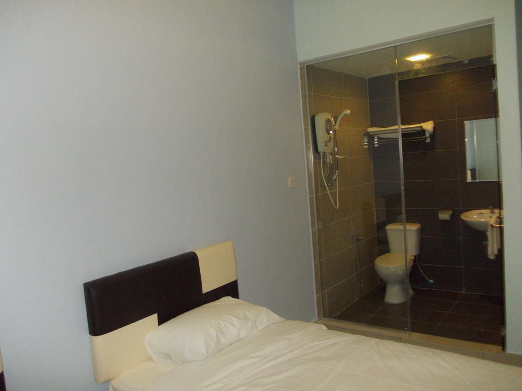Dream Inn Hotel Bandar Mahkota Cheras Exterior photo