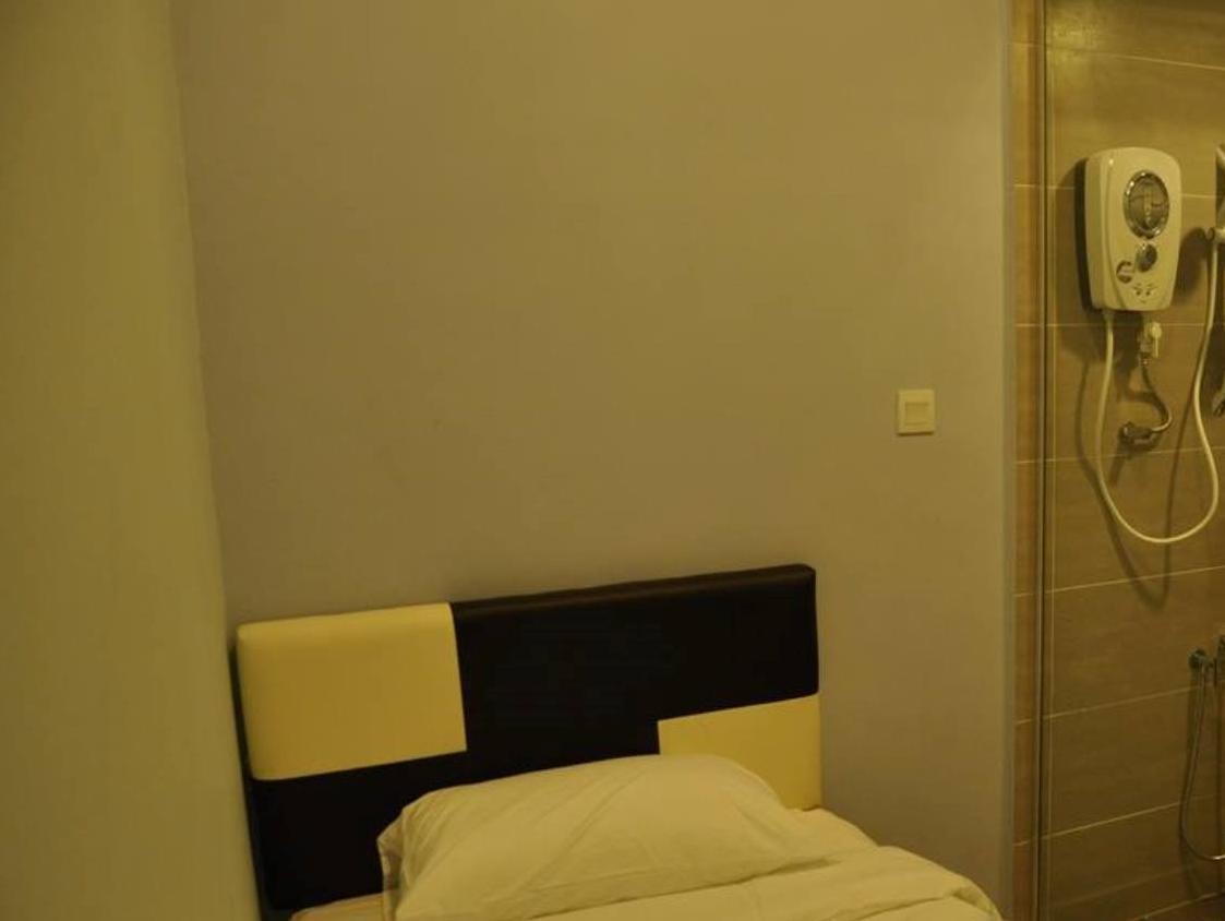 Dream Inn Hotel Bandar Mahkota Cheras Exterior photo